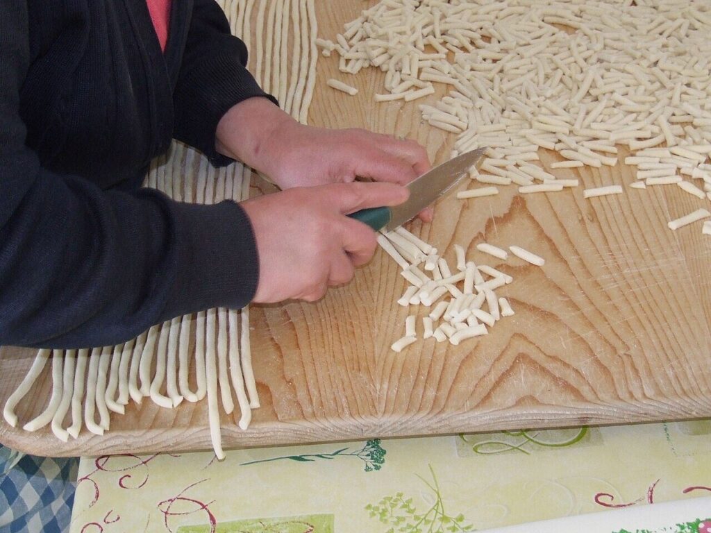Cavatelli fatti a mano