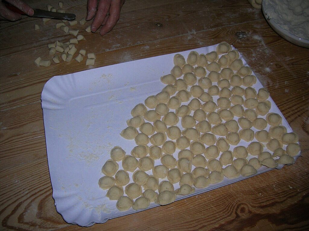 Orecchiette pugliesi fatte in casa
